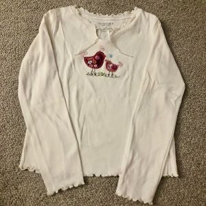 White Bird and Flower Embroidered Shirt w/ Ruffles